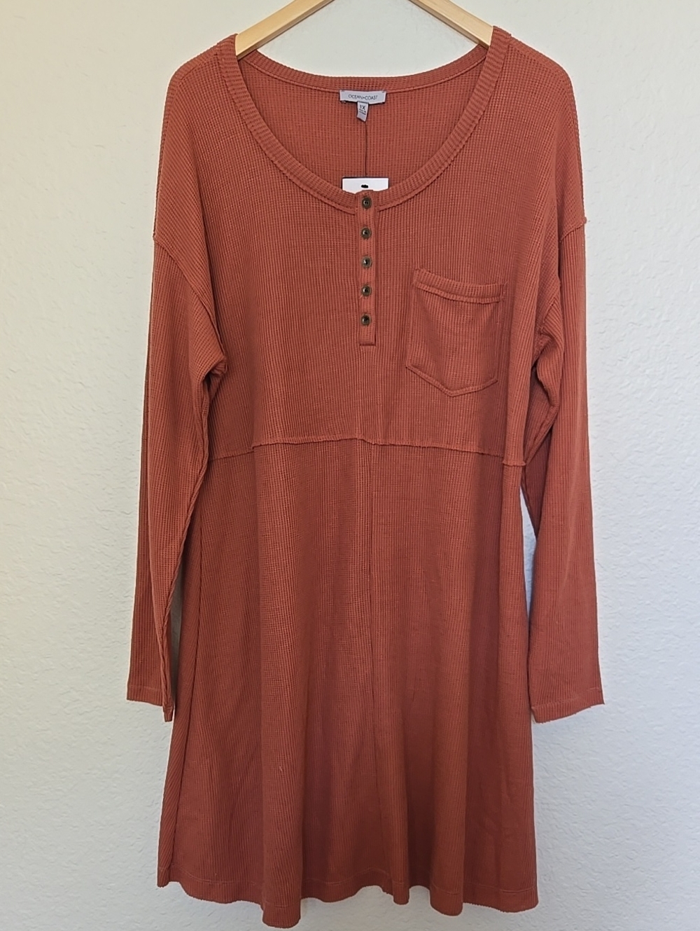 NWT OCEAN+ COAST Long Sleeve Waffle Knit Henley Dress in Ginger Root Color
